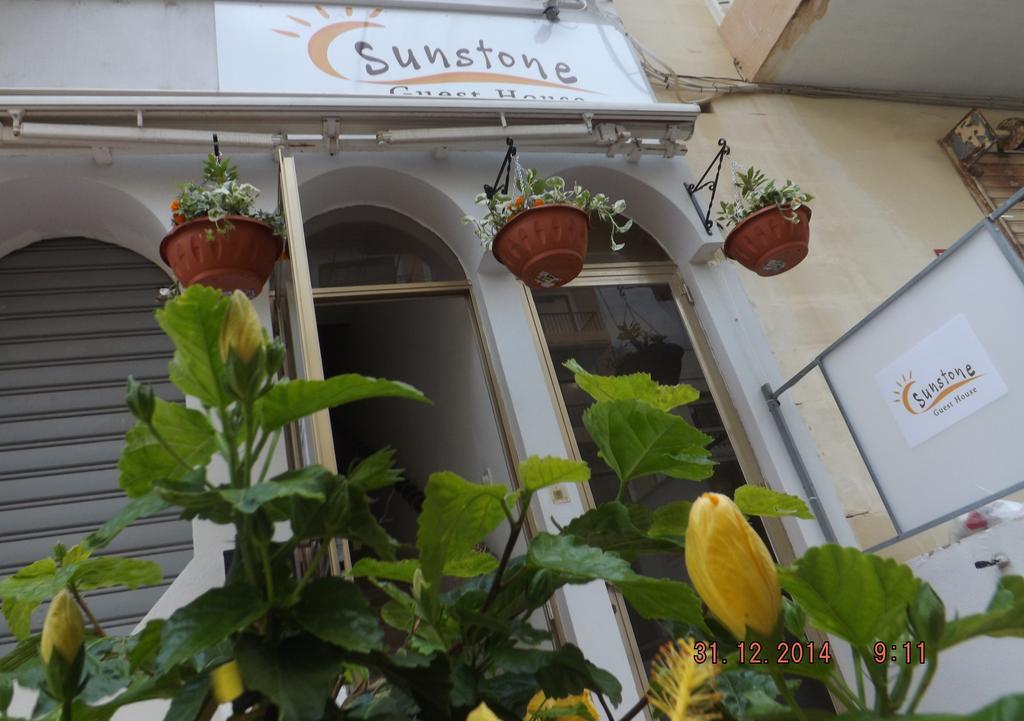 Sunstone Boutique Guest House Buġibba Kültér fotó