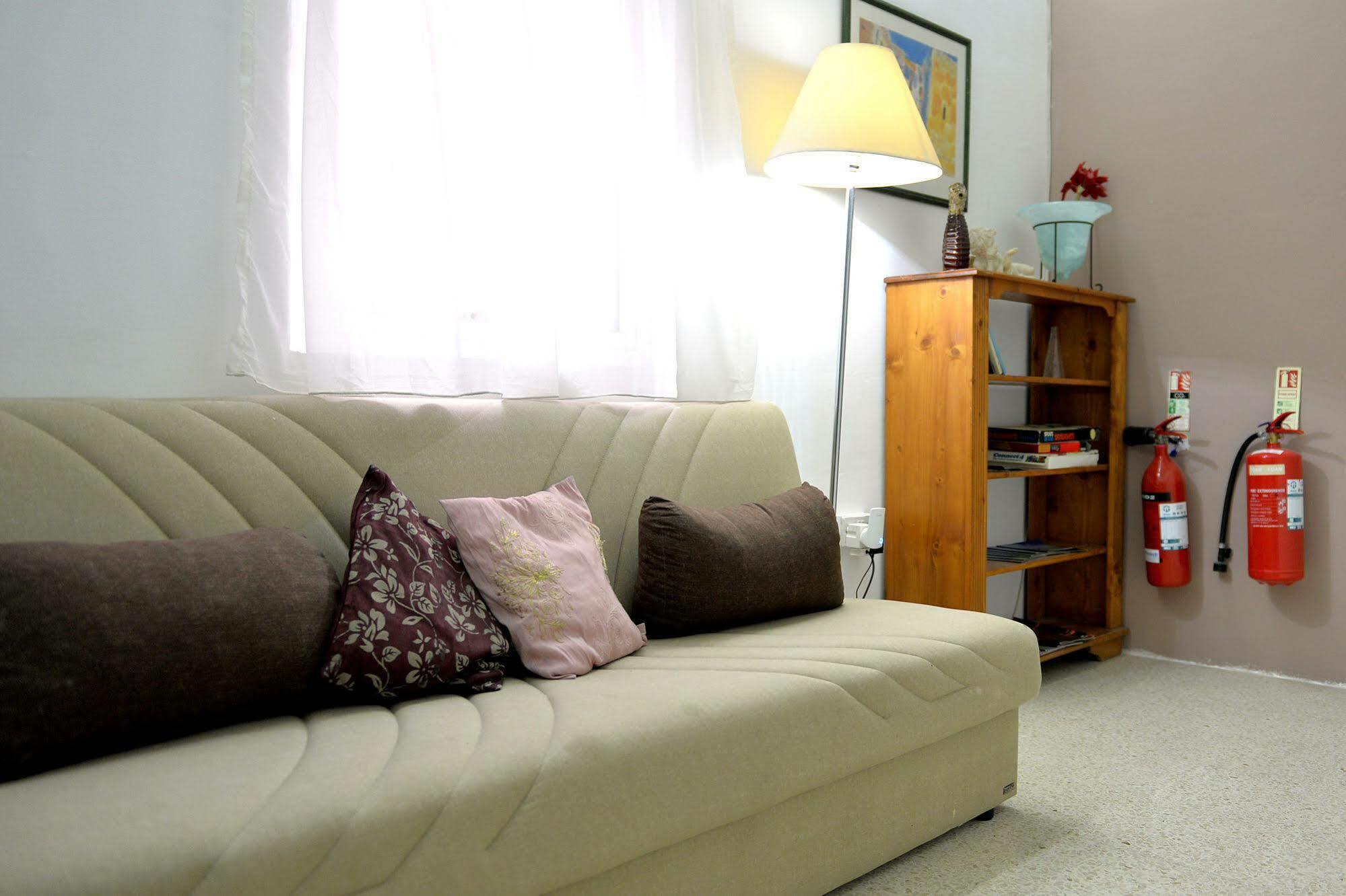 Sunstone Boutique Guest House Buġibba Kültér fotó