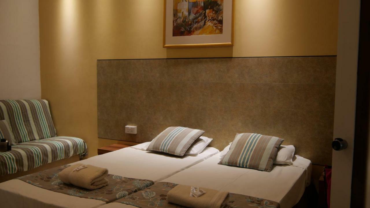 Sunstone Boutique Guest House Buġibba Kültér fotó