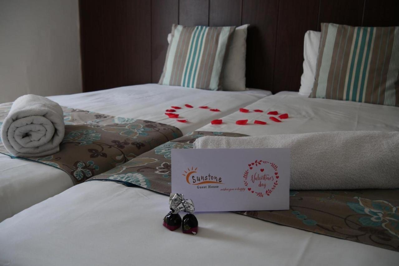 Sunstone Boutique Guest House Buġibba Kültér fotó